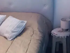 Casa Olivia- Alojamiento Con Piscina - Aeropuerto Ezeiza