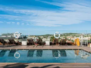 Mim Sitges Member of Melia Collection