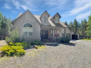 Aspen Place River Access & Ping Pong