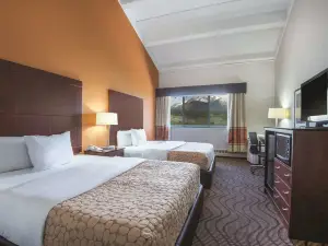 La Quinta Inn & Suites by Wyndham Silverthorne - Summit Co