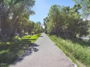 Beaver Creek 2 Bed 2 Bath Condo 1 Min Walk to Elk Lot