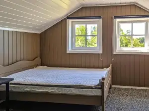 Cozy Home in Marnardal with Wifi