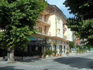 호텔 리스토란테 세레나