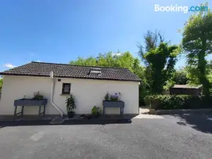 Oak Cottage 3 km from Rock of Cashel