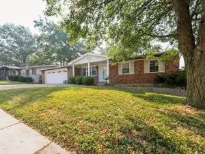 Inviting St Louis Home w/ Deck Near Forest Park!