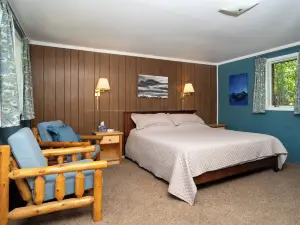 Redwood Cabins