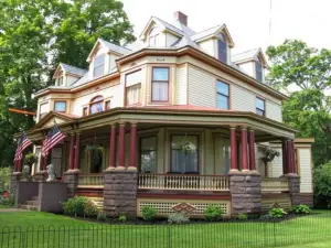 1897 Beekman House Bed and Breakfast