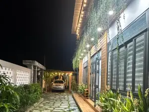 Á Châu homestay