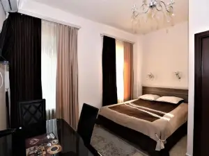 Comfort House Hotel