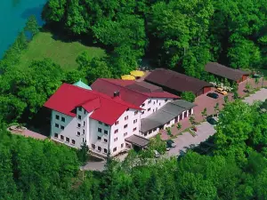 Hotel-Restaurant Kreuzberghof Tagungs- Und Veranstaltungshotel
