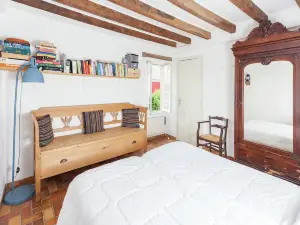 Holiday Home in Vitry-Laché near Lake