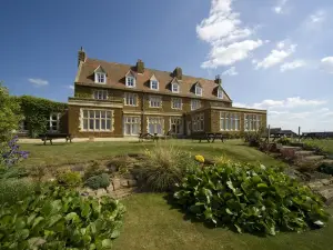 The Golden Lion Hotel