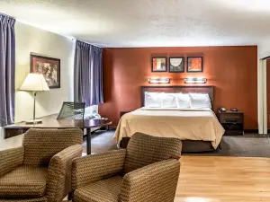Red Roof Inn Columbus - Taylorsville