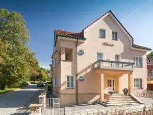 Villa Marion