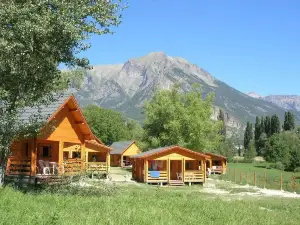 Les Cariamas