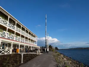 McMenamins Kalama Harbor Lodge