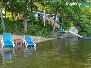 Muskoka Shores Cottages