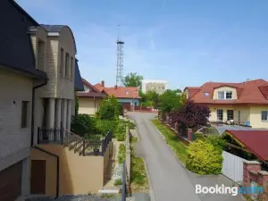 Villa Homestay Nad Helmrovkou