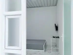 투스페이스 앳 아르피나 레지던스 샤리아, 라몽안