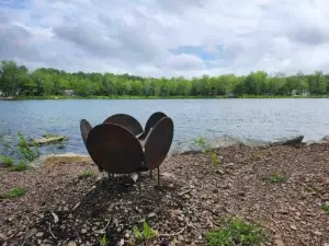 Caia Lakeside Retreat - Sunken Lake