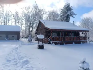 Cozy 3 bedroom Cabin near Cooperstown