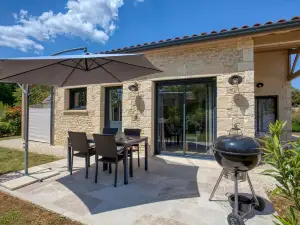 LOU MIYA - Gîte Périgourdin 5kms from SARLAT, Air-conditioned, Jacuzzi