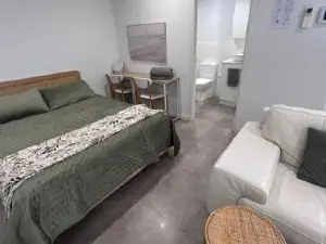 Location, location, location - modern studio