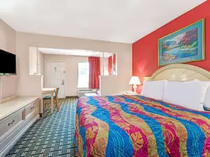 Days Inn & Suites by Wyndham Osceola AR