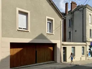 파이브 리조트 쇼레 센터