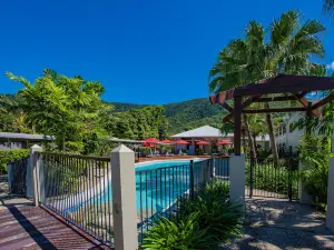 Mango Lagoon Resort & Wellness Spa