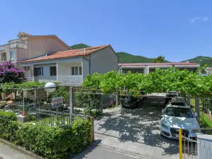 埃琳娜公寓