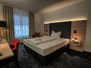 โฮเทลฟอร์ยู