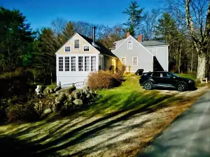 Charming 16X16 Pine Cabin in Delightful Greenfield New Hampshire with WiFi