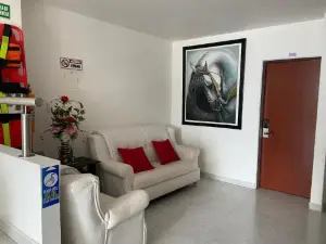 Hotel Manhattan Barbosa