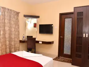 The Grand Park Hotel