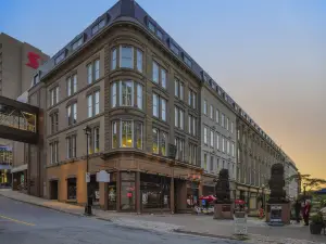 The Barrington Hotel