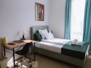 Avior Garni Hotel