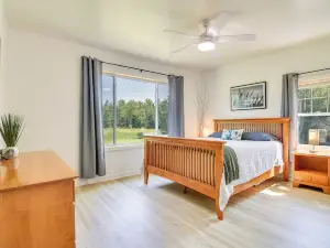 Mountain-view Maine Cabin: Ski, Hike & Bike!