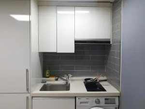 Studio room at Soongsil Univ Entrance Station