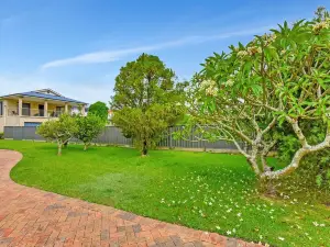 Balmoral Waterfront Escape at Lake Macquarie