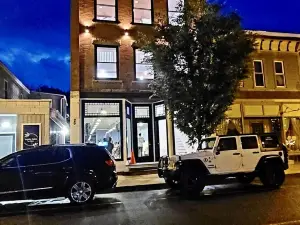 Down town Town house will make you smile.