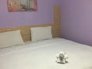 Nicha Resort Charoensin