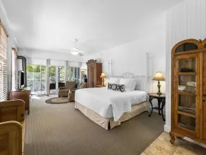 Meyer Hotel