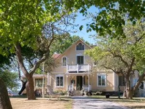 Warfsholm