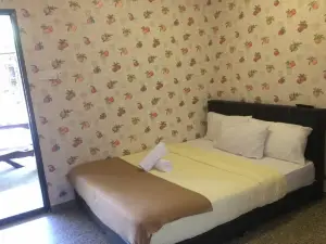 Kelulut Lodge