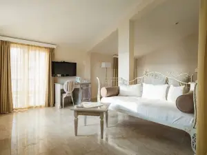 Hotel Azimut
