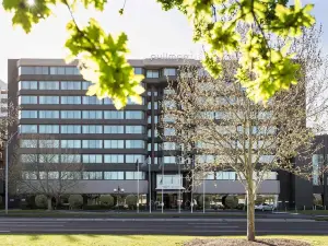 พูลแมน เมลเบิร์น อัลเบิร์ต พาร์ค