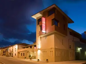 Hotel La Cochera