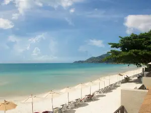 차웽 코브 비치 리조텔