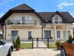 Villa Balifornia